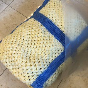 NWOT Afghan Blanket Throw SquaresCrochet Handmade 57" x 71" Cream&Blue GORGEOUS!